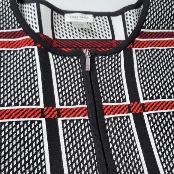 Gerry Weber CorpCore Collection Sweater in size 38. Classic Red, Black & White. - Picture 3 of 4